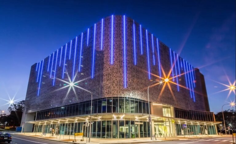 smart facade lighting