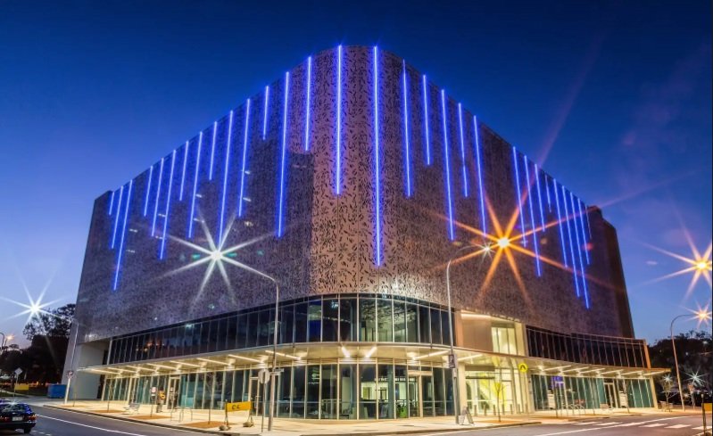 Why Smart Facade Lighting is the Future of Dubai Architecture